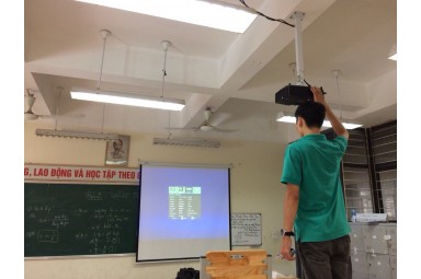 Lắp máy chiếu lớp học tại Hà Nội